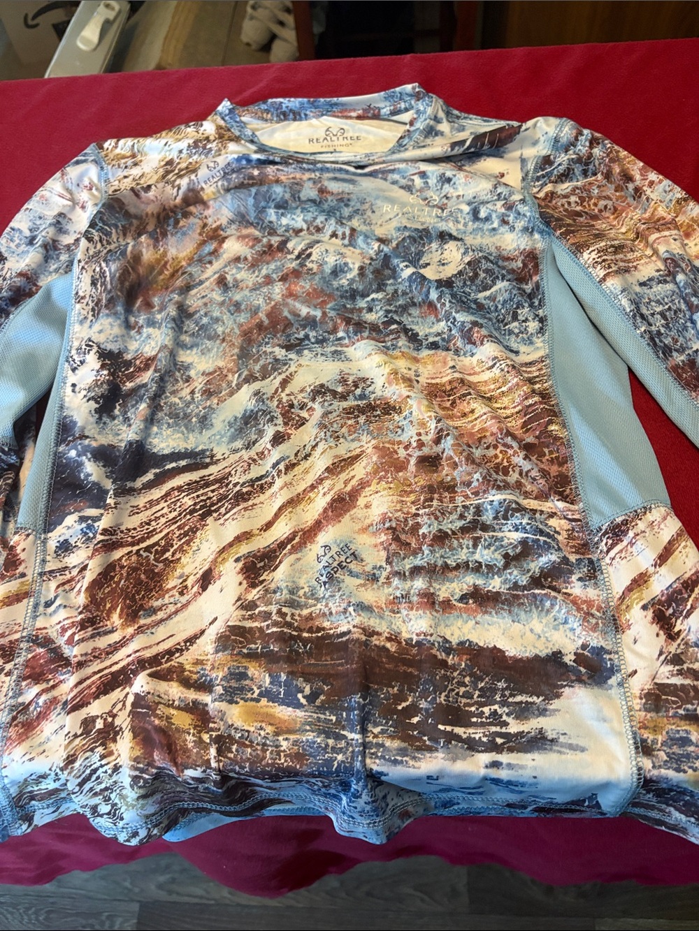 Realtree Long Sleeve Camo Performance Shirt in Blue and Brown